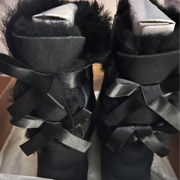 Ugg Black Bailey Bow II - Picture 1 of 7